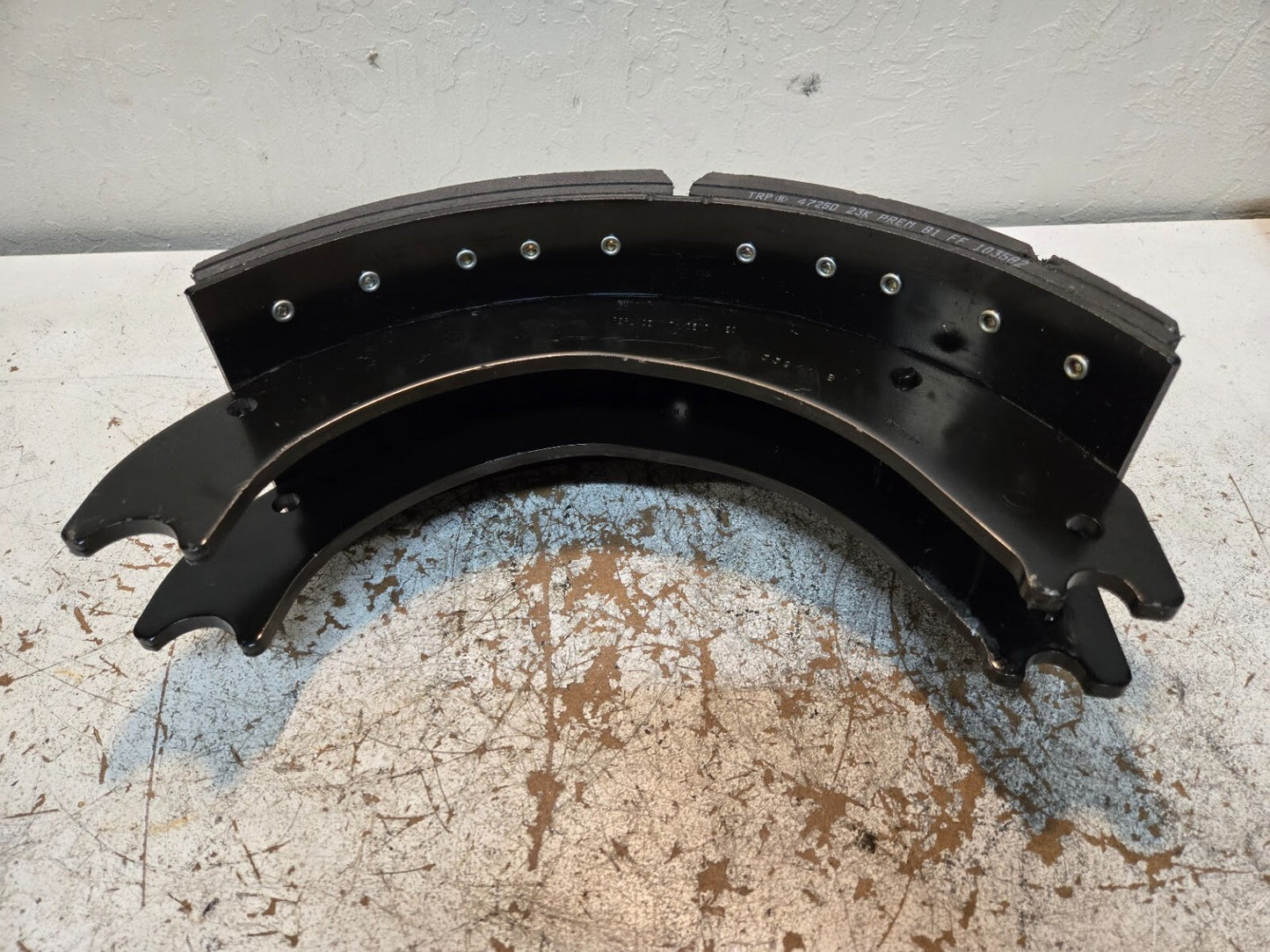 TRP Brake Shoe 4725D 23K PREM B1 FF 103582 | 2148561 for Bendix 819706 | 33911 B