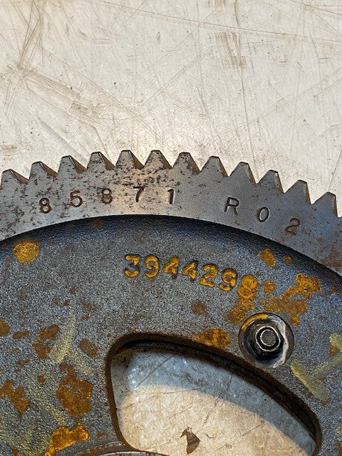 Engine Timing Camshaft Gear 3944298 for Cummins 84 Teeth 8-5/8" Diameter