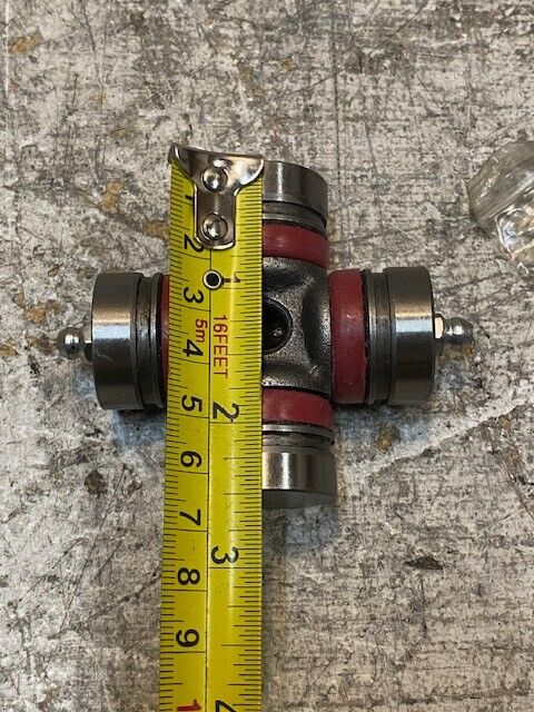 U-Joint Quick Release Axle 2-1/2" Wide 9mm Bore 27mm End