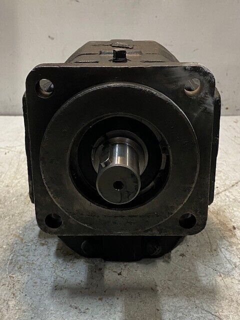 Hydraulic Gear Motor Pump YA1603 2-1/4" 32mm Shaft 14mm Holes