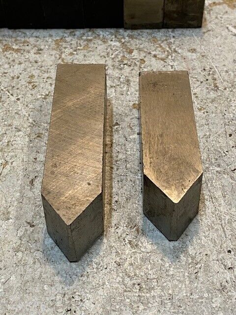 10 Quantity of D.L. Rioci Corp 320-1019 37 DB Bevel-Mill Inserts (10 Quantity)