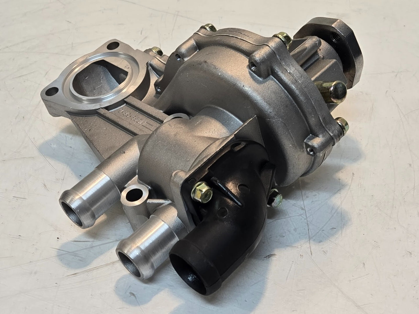 Water Pump and Housing 026121005H | 1838-58-6 for Volkswagen Golf 1.6-2L