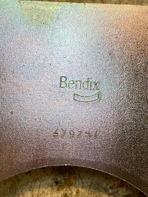 Bendix Bracket 298947 | 7-1/2" L 4" W 1-3/4" H | 11mm Holes