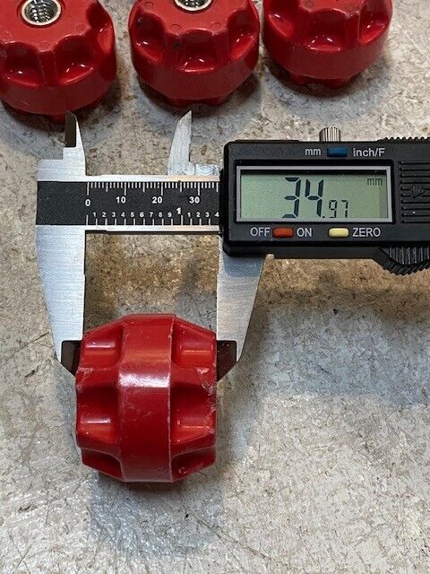 10 Qty of MBI Red 7-Point Star Insulators 8mm Bore 44mm OD 35mm Tall (10 Qty)