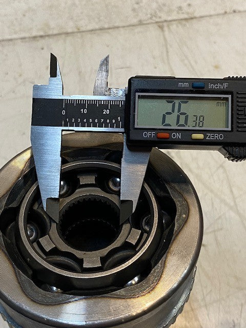 CV Joint 26mm Bore 32-Spline 97mm OD 24mm Thread