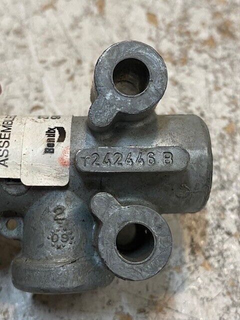 Bendix 277222 PR-2 Pressure Protection Valve 95Psi | A1510T | 242446