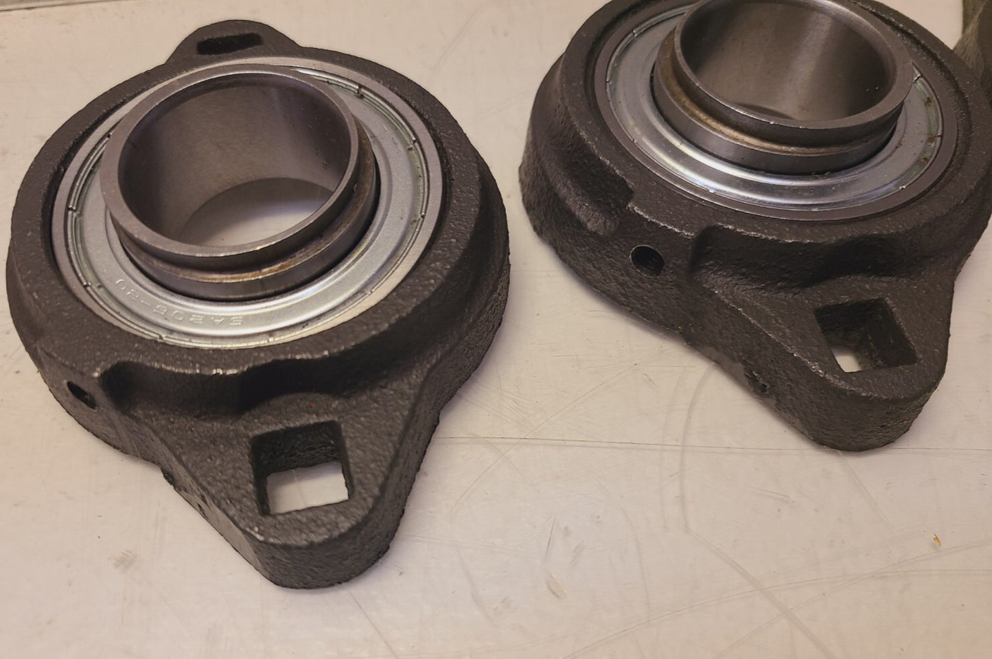 IBI PFTD 2-Bolt Flange Bearing 1-1/4" | 206 | SA206-20