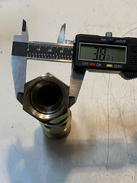 2 Quantity of A-16 Steel Hydraulic Hose Fittings 4-1/4" H 38mm Hex (2 Quantity)