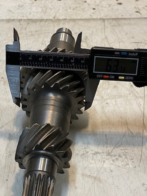 Transmission Input Shaft 12-1/2" Long 28-Teeth 19-Teeth 13-Teeth 20mm End