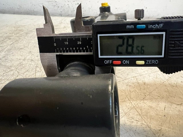 Double Acting Hydraulic Cylinder Cross Tube Mount F424CY13 | 03305 JL | 38016
