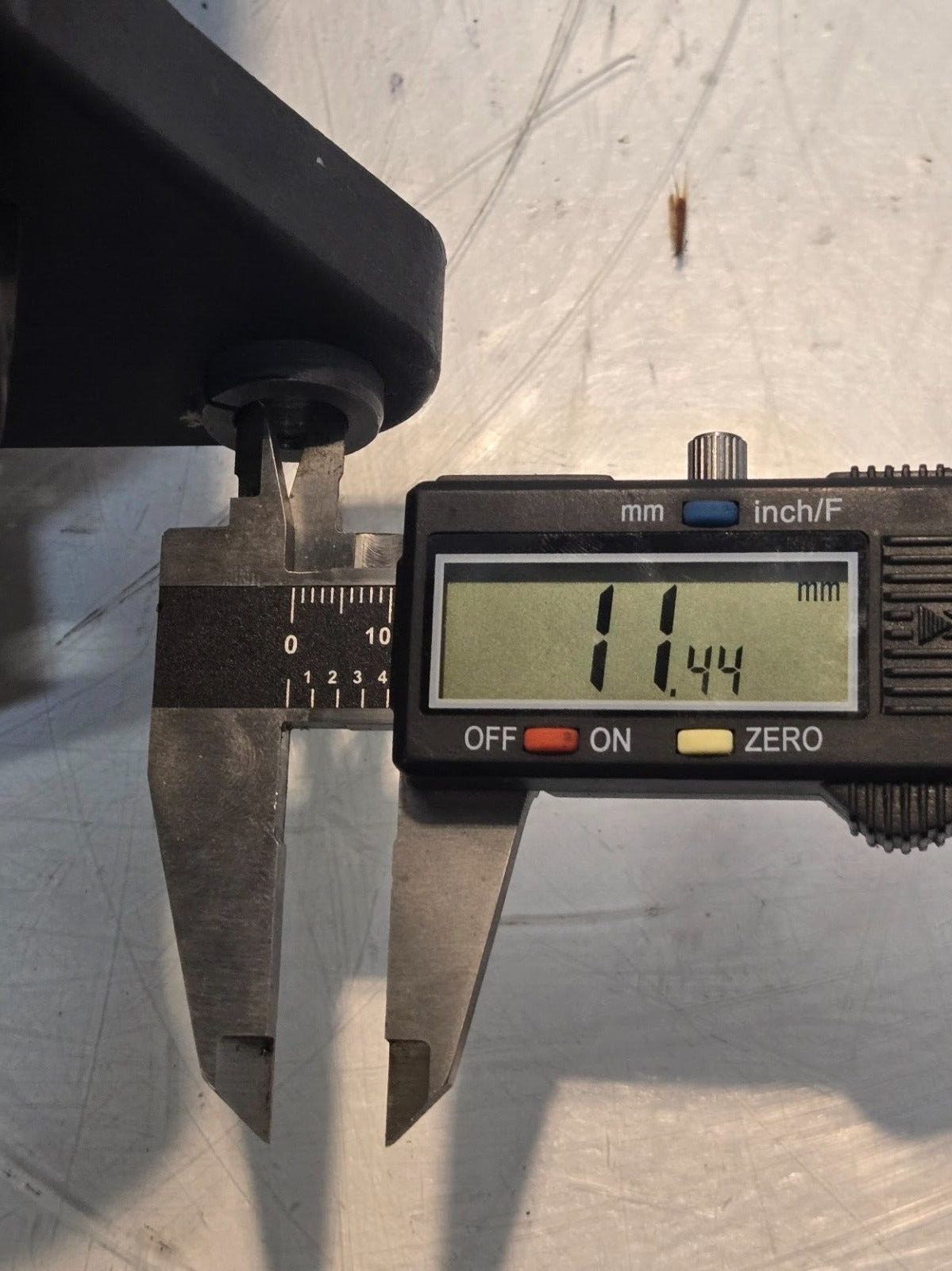 C. E. Niehoff Dual Voltage Generator 12447109 for HMMWV | 2920-02-420-9968