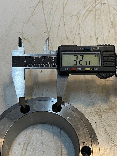 Industrial Power Transmission Bushed Sleeve Coupling Hub 69mm Bore 114mm OD