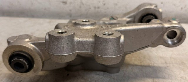 Right Rear Suspension Knuckle CK-211-00-400R Steering Hub Wheel Carrier Assembly