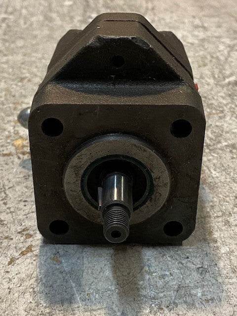 Hydraulic Rotary Gear Pump 9mm Thread 2-3/4" W 4-5/8" L 3-3/4" H