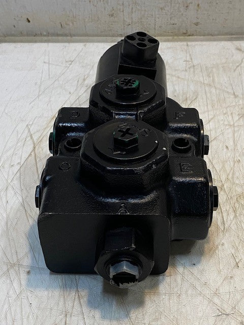 Walvoil Hydraulic Control Valve 7GH1520000 Solenoid Selector/Diverter