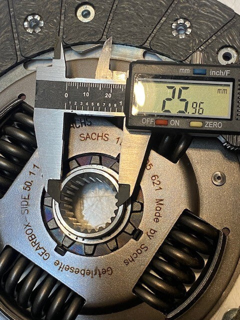 Sachs Clutch Friction Disc for Porsche 1878005621 | 26mm Bore 9-3/8" Dia.