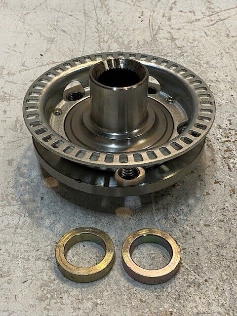 Front Wheel Hub Assembly Set 5-1/4" Dia 29mm Bore 40mm Bore OD 36 Spline