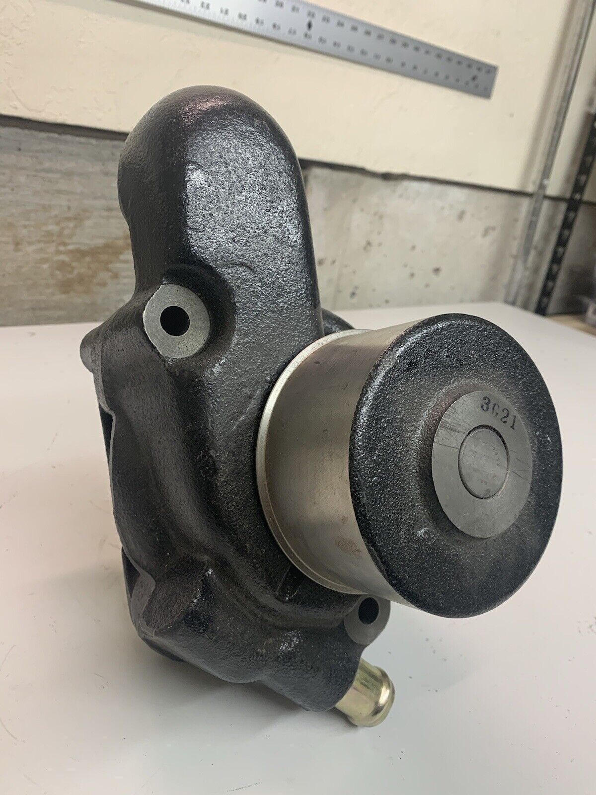 3G21 Water Pump R953 - 3 Bolt