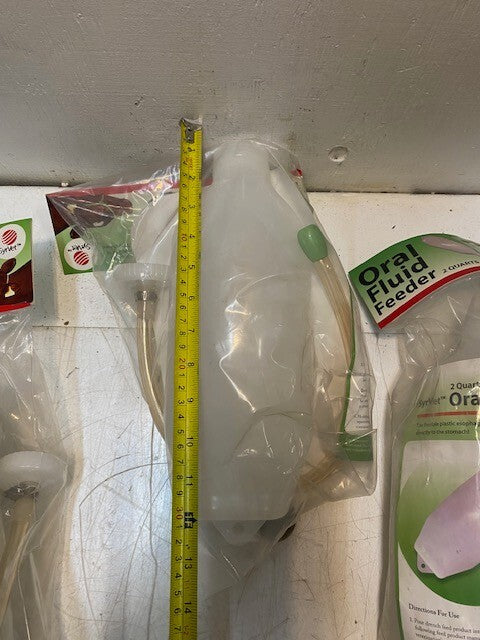3 Quantity of SyrVet 2 Quart Oral Fluid Feeders TA20006 (3 Quantity)