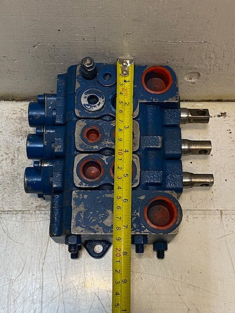 Hydraulic Directional Control Valve for CAT Lift Trucks L08S97CM | L120597