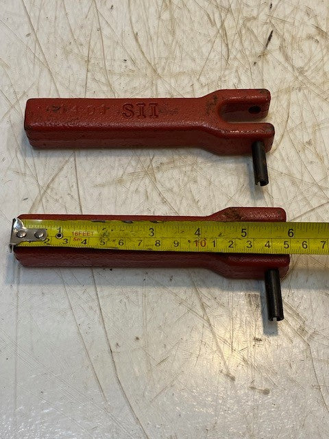 2 Quantity of SII 1401 Red Tractor Fast Hitch Adjuster Arm Handles (2 Quantity)