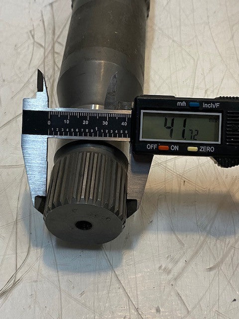 Hydrostatic Pump Shaft 32-Spline 18-1/2" Long 42mm End 70mm OD 51mm End