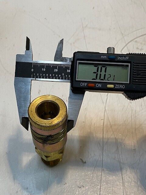 Parker B16 Quick Coupler Fitting 21mm Male End 30mm Female End