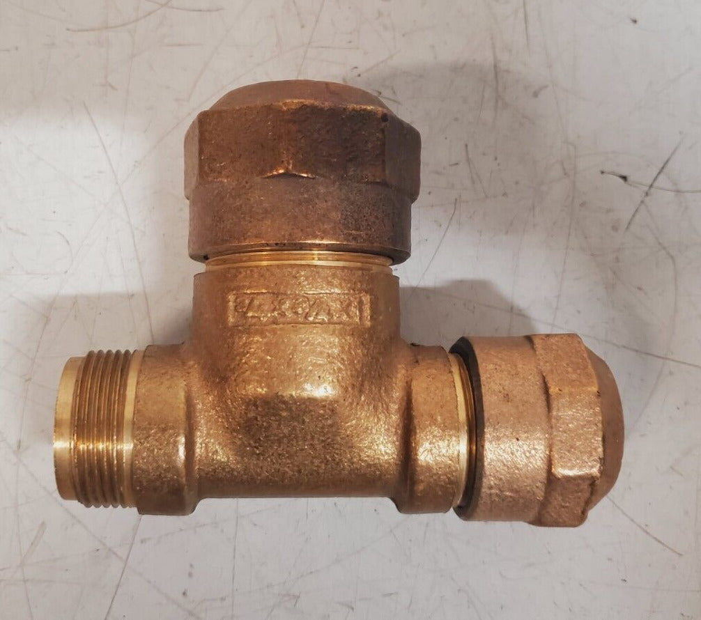 2 Qty. of Mueller Brass Service Tee 110 CTS Ends 3/4 x 3/4 x 1 | H-15381 (2 Qty)