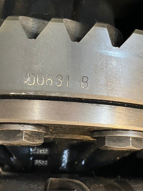 Rear Differential 12-Bolt 0H81 | D0831 B | 10.10.14 | A 261 | 33 | 33101014A261W