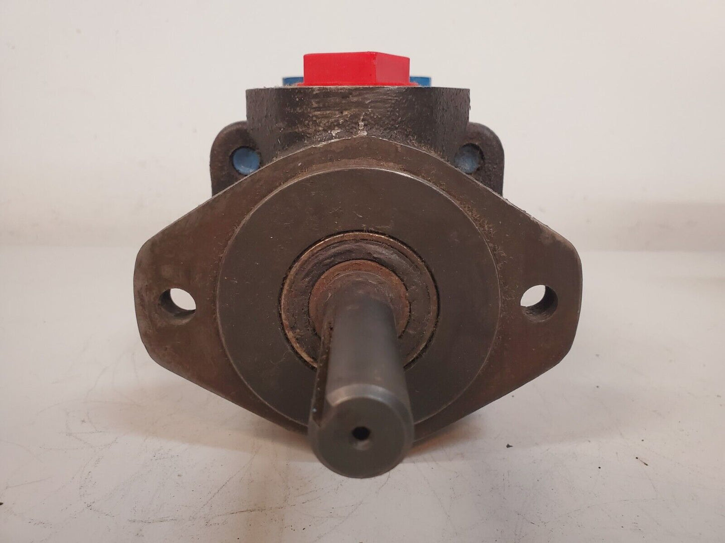 Benchmark Hydraulic Pump V201P13P1A11 | LH | 372606 | 300130