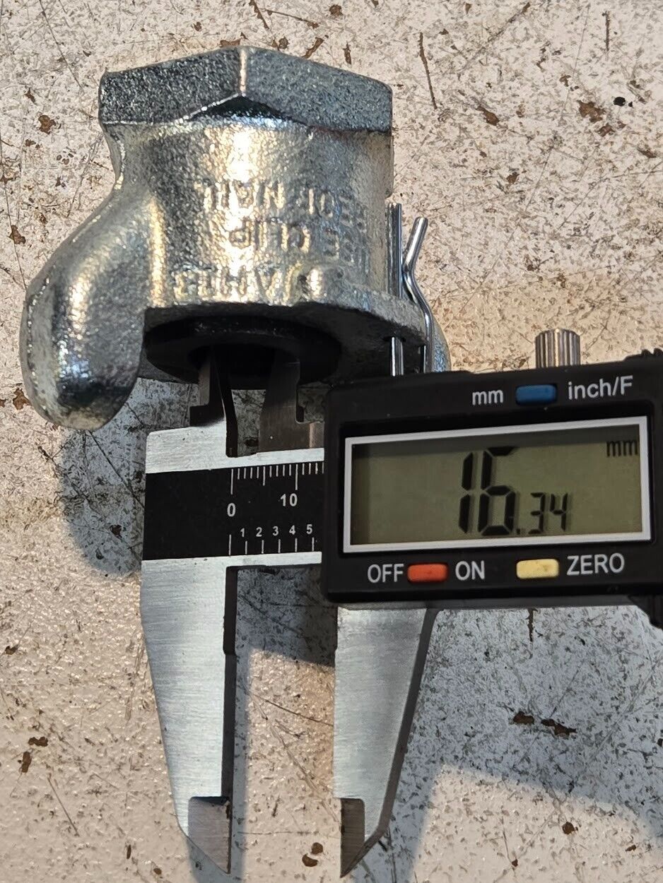 10 Quantity of Dixon AM13 Air King 2 Lug Couplings 1" FNPT (10 Quantity)