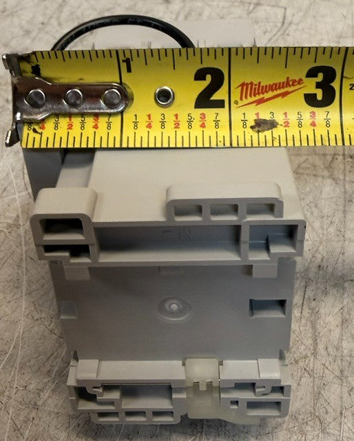 Carrier Transicold Definite Purpose Contactor Model 10-00433-11 Control Switch