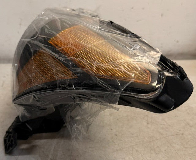 Headlight Assembly LH DOT VR SAE HR HB3 HB4 I5 AP2P QING TIAN For Sedan