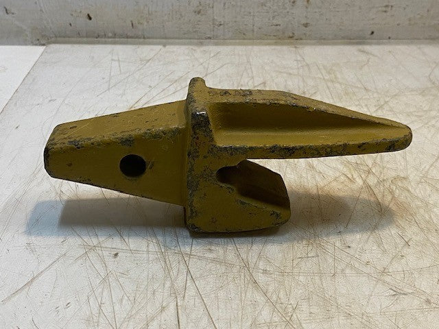 Caterpillar-Style Weld-On Excavator Bucket Tooth Adapter 0704