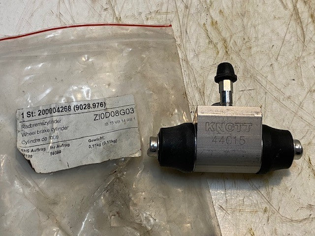 Knott 44015 Wheel Brake Cylinder Replacement 200004268 | Z10D08G03