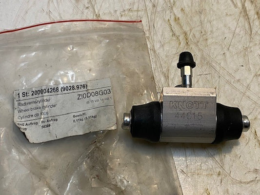 Knott 44015 Wheel Brake Cylinder Replacement 200004268 | Z10D08G03