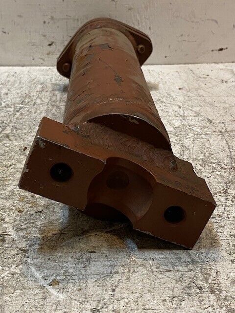 Hydraulic Cylinder 300499 24" Long 5" Wide 46mm Bore