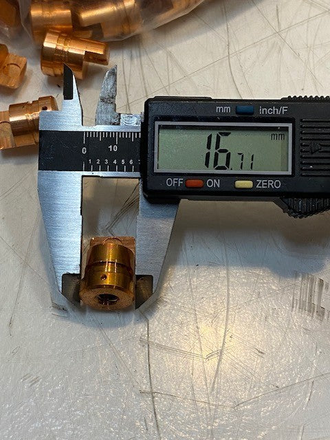 93 Quantity of Copper Screw Machine Nozzle Parts 5mm ID 17mm OD 23mm L (93 Qty)