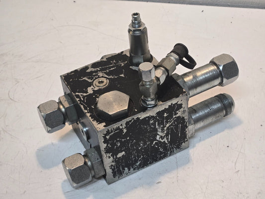 Comatrol Hydraulic Valve Manifold 11153045 A | E2995 | E2815.7 | w/ Check Valves