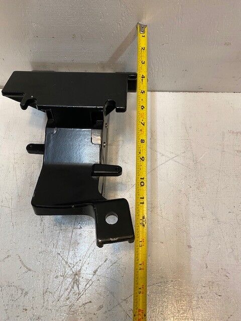 8014-010-08 Land Rover Side Step Bracket FSMOR41 | A380