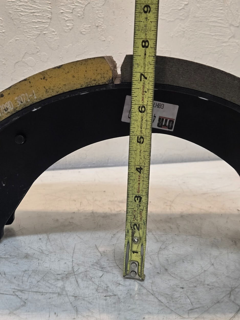 2 Quantity of OTR 4709E2-GLD Brake Shoes for Spicer | 819700AI | 819707 (2 Qty)