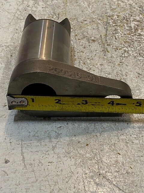 DAF Coupling 260516-01 33mm Bore 21mm Smaller Bore 4-3/4" H 4-5/8" W 2-1/4" D