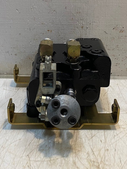 Hydraulic Control Valve Manifold B2, B1, IN, PB Hydraulic Valve Block Assembly