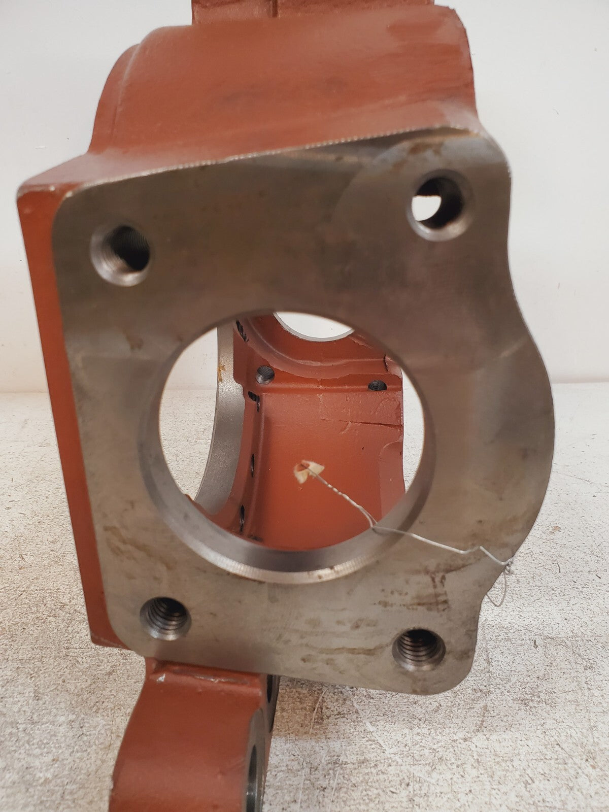 AxleTech Steering Knuckle 3111-C-2993