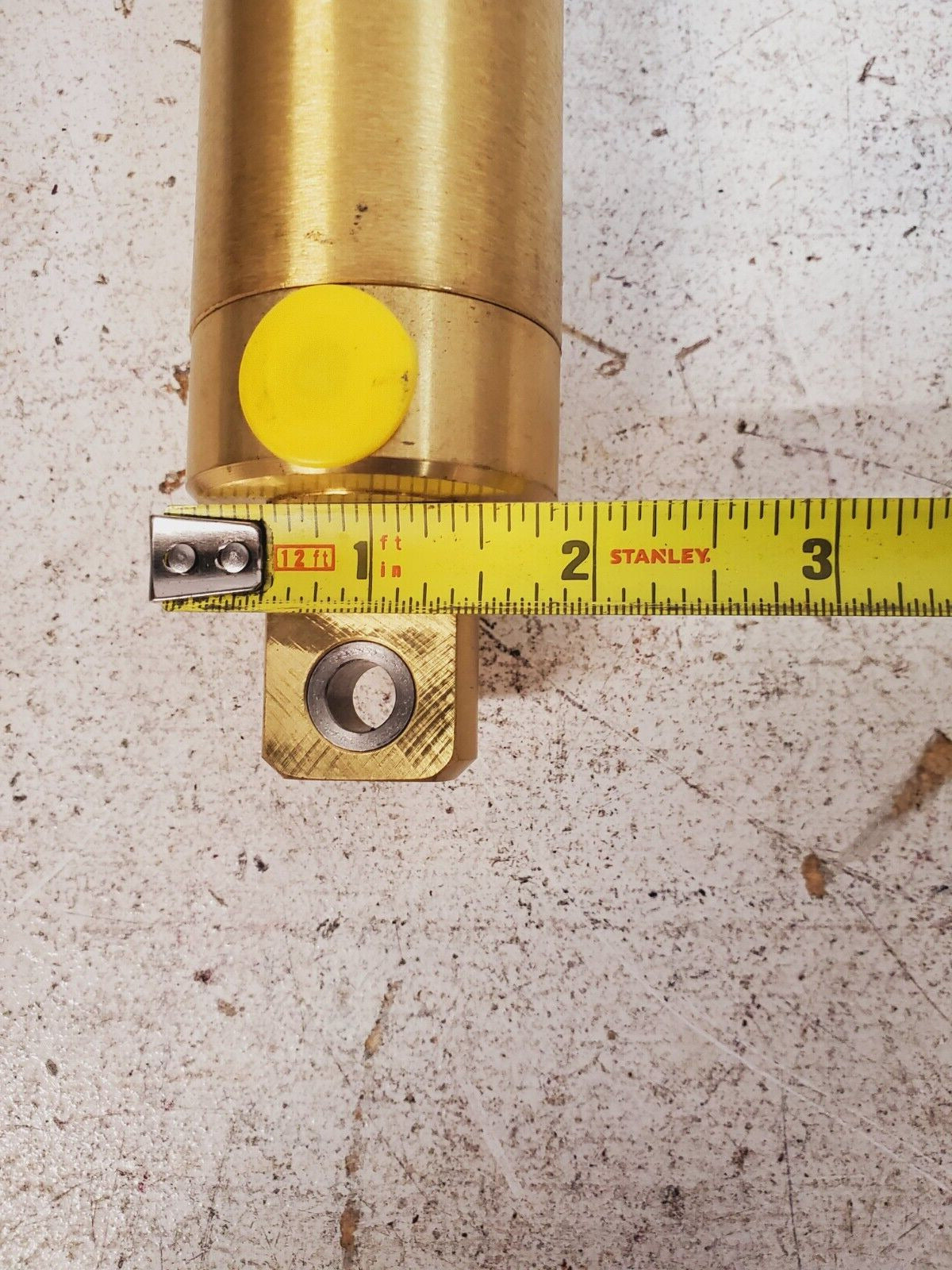 Generic Air Cylinder 1CYLND250 (Slight Damage)