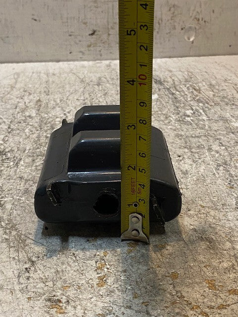 Clamshell Frame Mount Housing & Insert 4-1/2" L 3-1/2" W 2-1/2" H