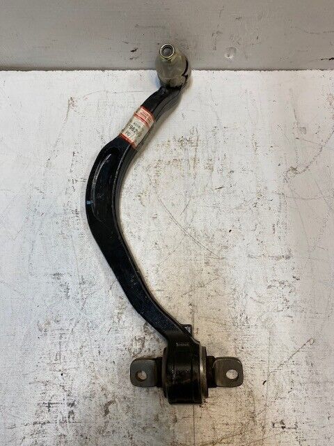 Mitsubishi MR296290 Right Control Arm & Ball Joint Assy