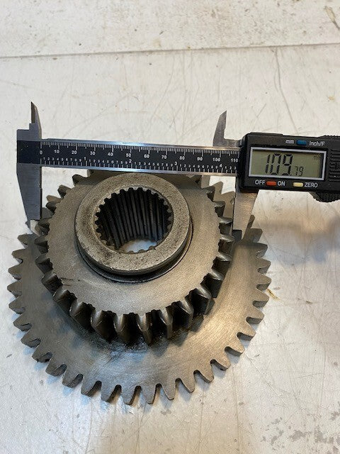 44-Teeth Gear 24-Spline 39mm Bore 28-Teeth Middle Section 6-1/2" OD 2-1/2" Tall
