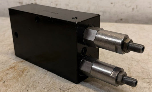 Single Over Center Hydraulic Valve EP-0015599 Pressure Control Flow Regulation