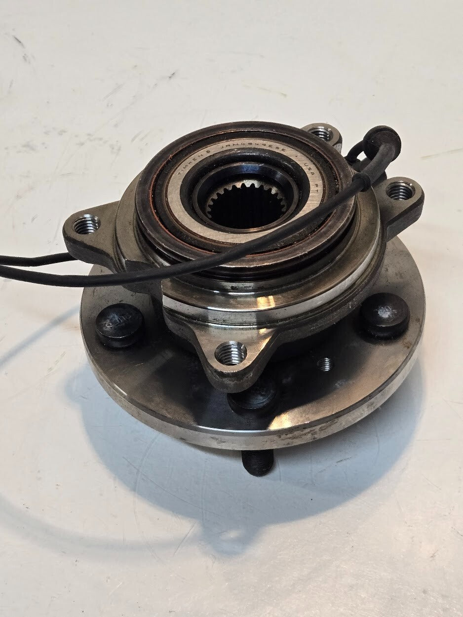 Wheel Hub and ABS Sensor 6F09KK 6960 | Wabco 441.0323000 | 5x120mm Bolt Pattern